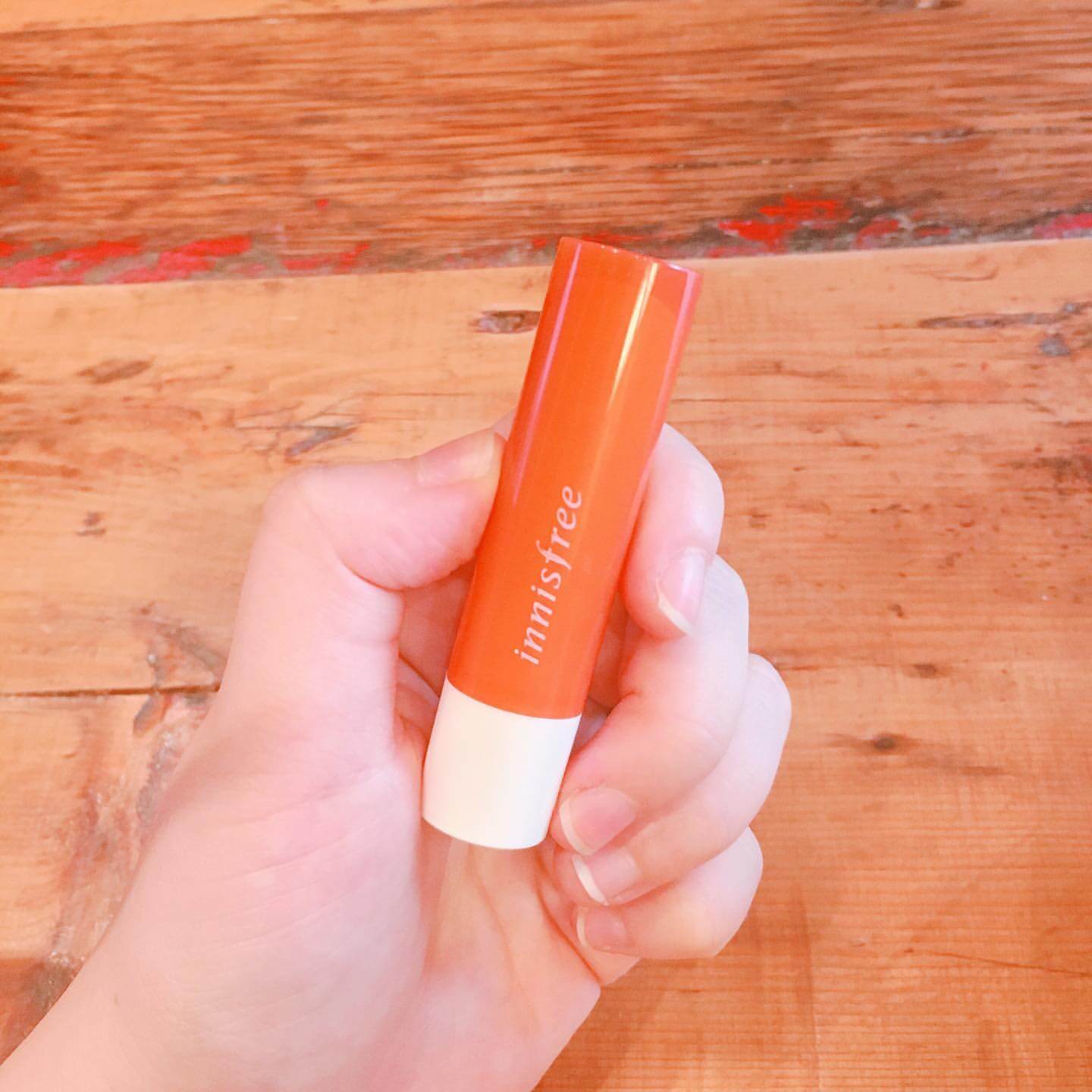 innisfree glow tint lip balm swatch , innisfree glow lip balm รีวิว , innisfree glow lip balm review , innisfree glow tint lip balm ราคา